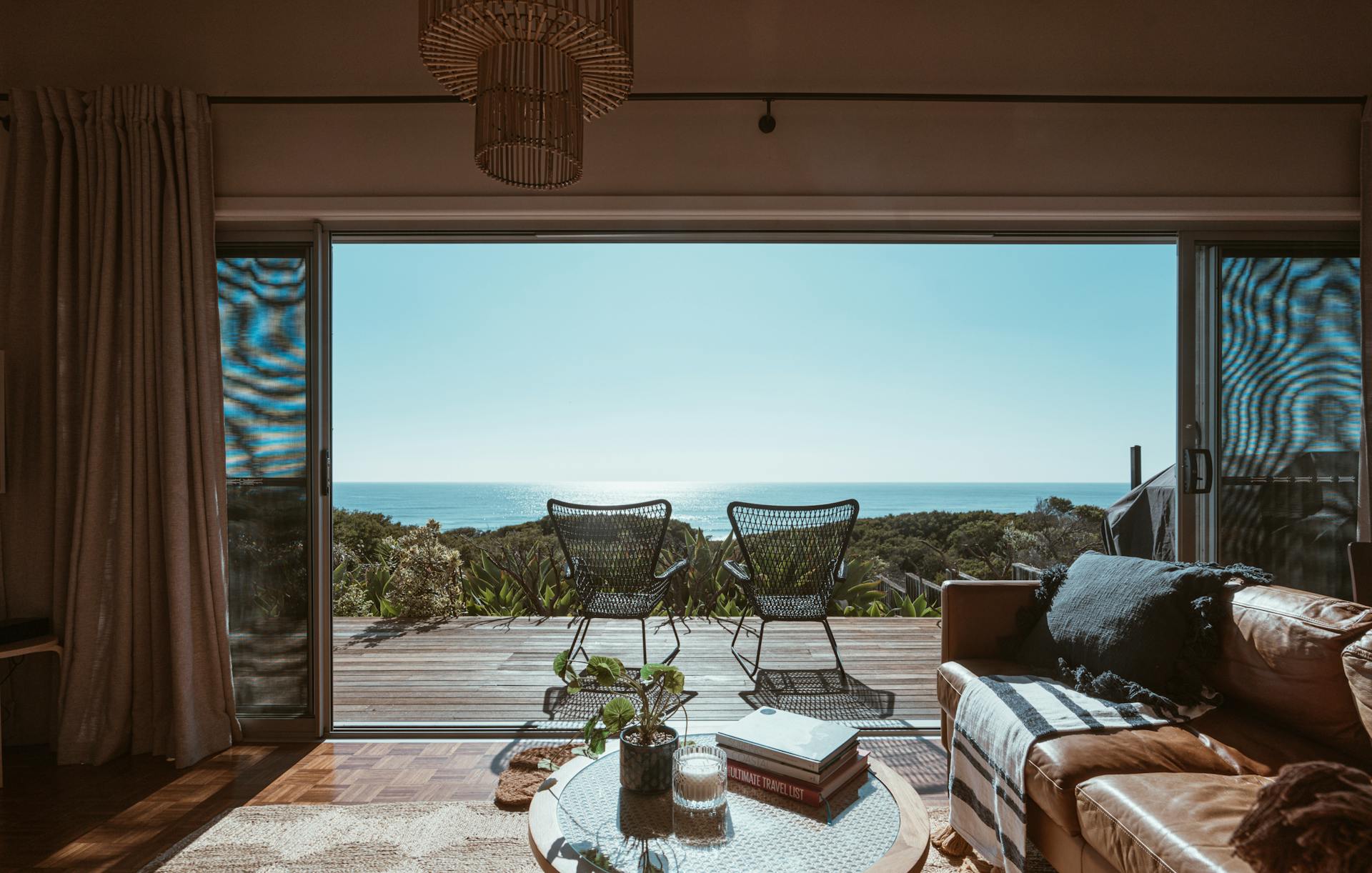 Mallorca patio design - terrasse bois majorque